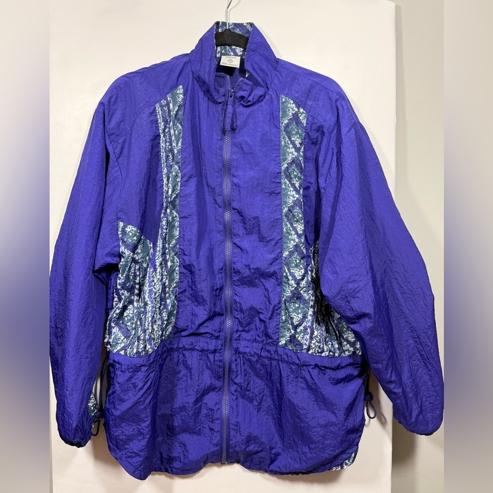 Beyond Performance Vibrant Purple Size Medium Women's Jacket